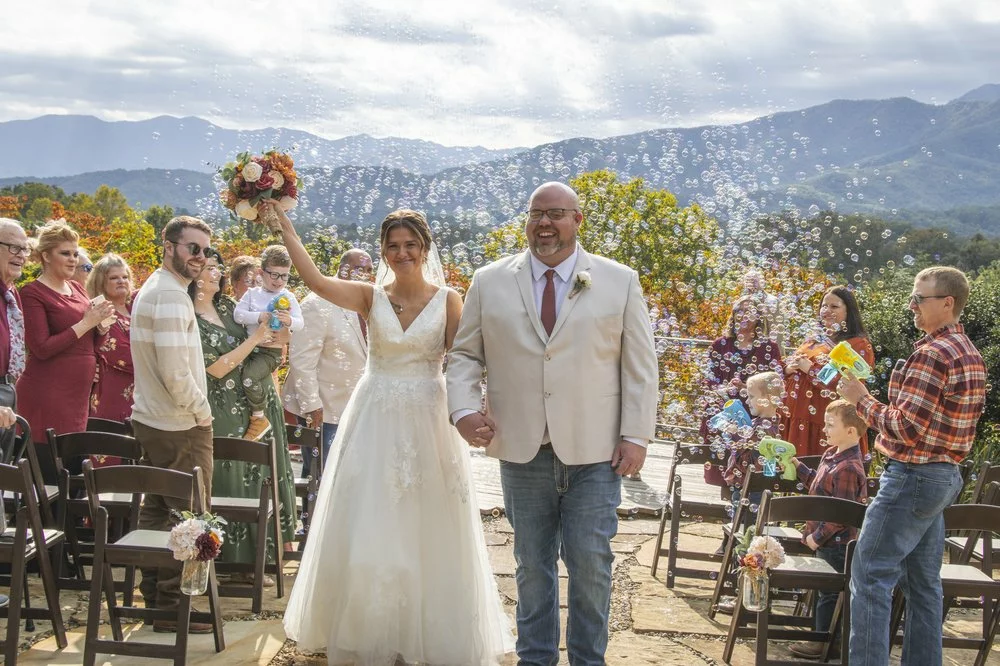 outdoor wedding in the smokies