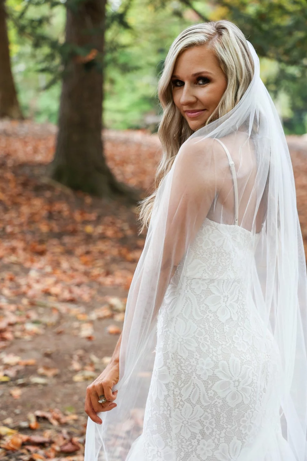 bride in the smokies