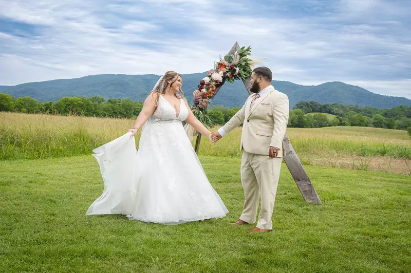 couple holding hands